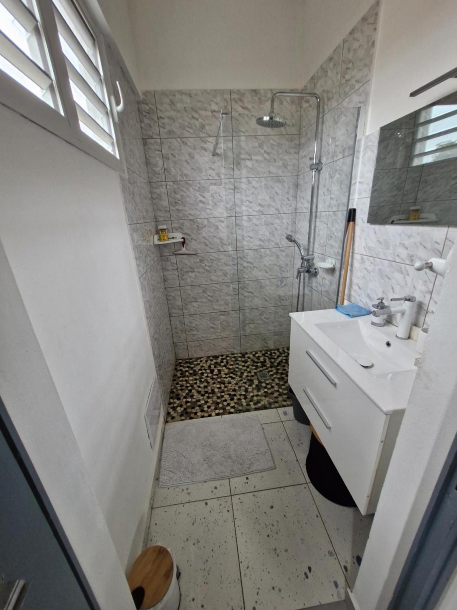 Chambres D'Hotes Dans Villa A Chateauboeuf Fort-de-France Exteriör bild